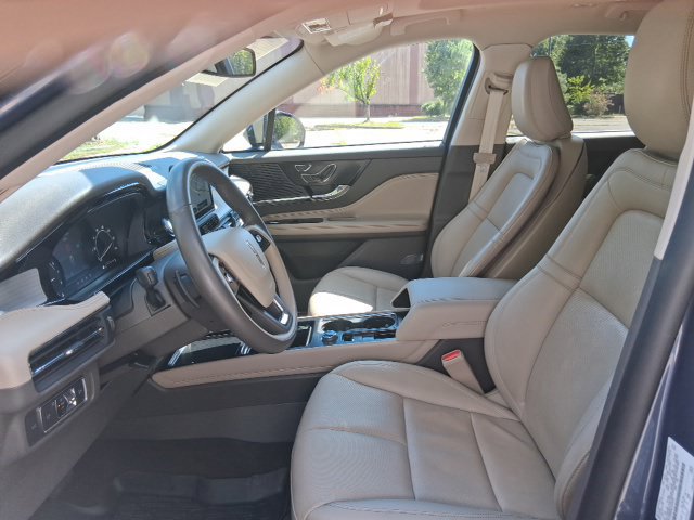 Used 2022 Lincoln Corsair AWD w/ Premium Package image 13