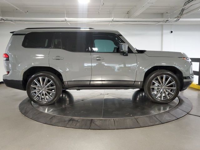 Used 2026 Lexus GX 550 AWD/4WD image 10
