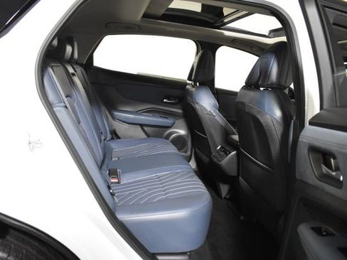 Certified 2024 Nissan Ariya AWD image 36
