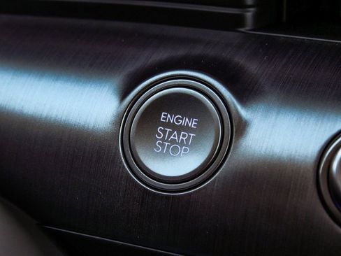 Used 2024 Hyundai Kona SE image 29