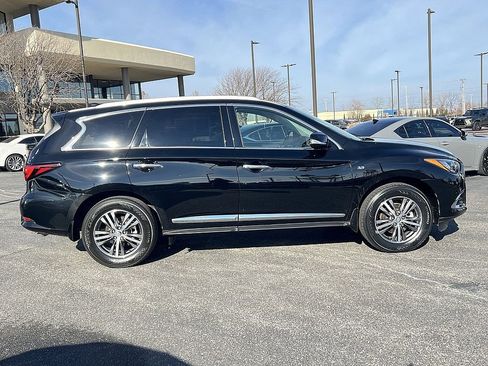 Used 2020 INFINITI QX60 Luxe w/ Essential Package image 2
