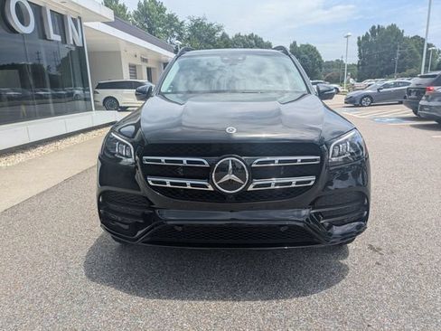 Used 2023 Mercedes-Benz GLS 450 4MATIC image 10