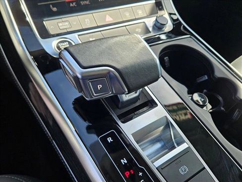 Used 2025 Audi Q7 3.0T Premium Plus image 14