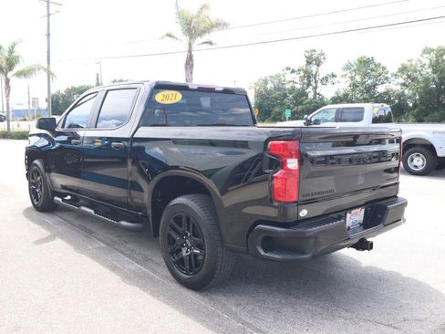 Used 2021 Chevrolet Silverado 1500 Custom w/ Rally Edition RWD image 10