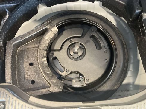 Used 2018 Buick Encore Preferred AWD/4WD image 26