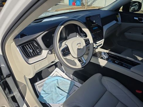 New 2026 Volvo XC60 B5 Ultra w/ Protection Package Premier image 24