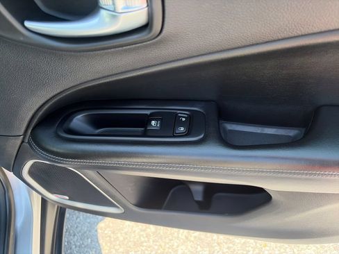Used 2019 Jeep Compass High Altitude AWD/4WD image 41