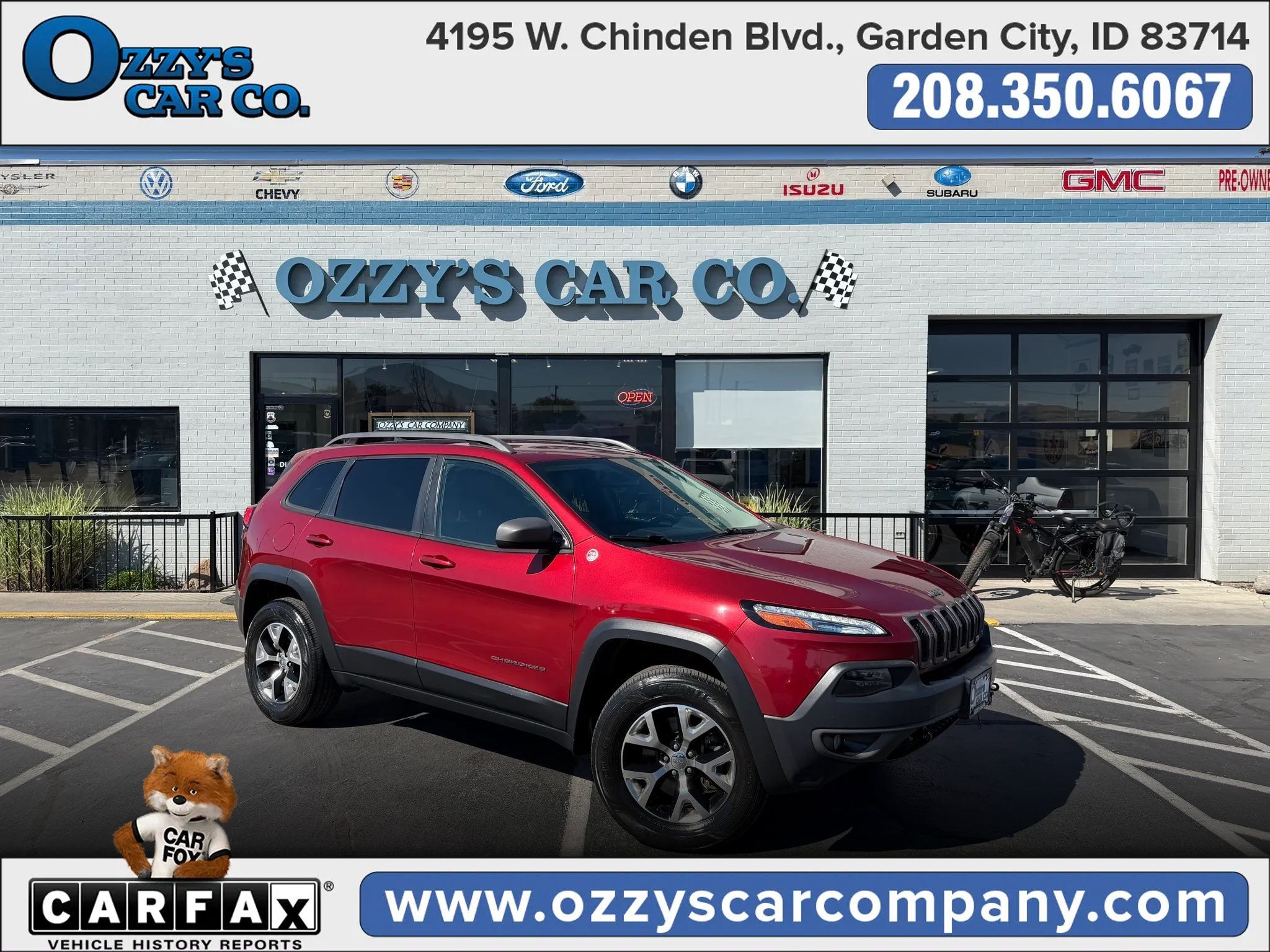 Used 2017 Jeep Cherokee Trailhawk w/ Cold Weather Group AWD/4WD image 1