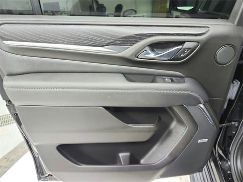 Used 2021 GMC Yukon XL Denali image 39