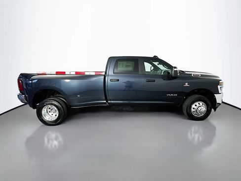 New 2026 RAM 3500 Big Horn AWD/4WD image 8