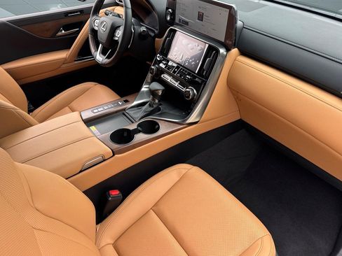New 2026 Lexus LX 600 4WD w/ Luxury Package image 28