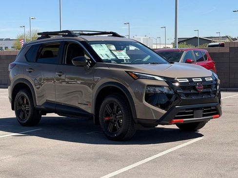 New 2026 Nissan Rogue SV AWD/4WD image 9