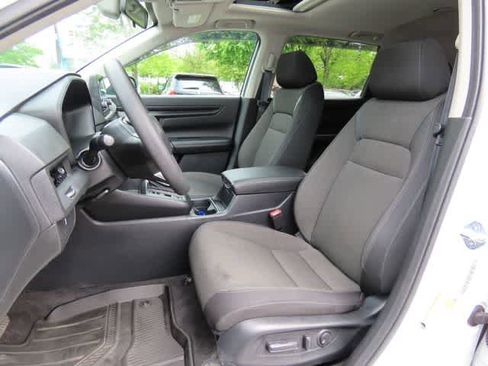 Certified 2023 Honda CR-V EX image 12