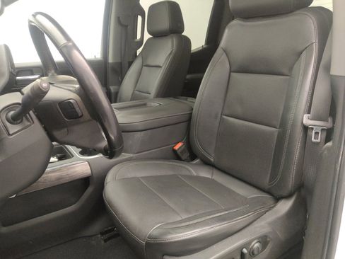 Used 2019 Chevrolet Silverado 1500 LTZ w/ LTZ Premium Package image 17