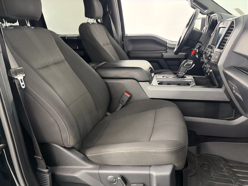 Used 2017 Ford F150 XLT w/ Equipment Group 302A Luxury AWD/4WD image 30