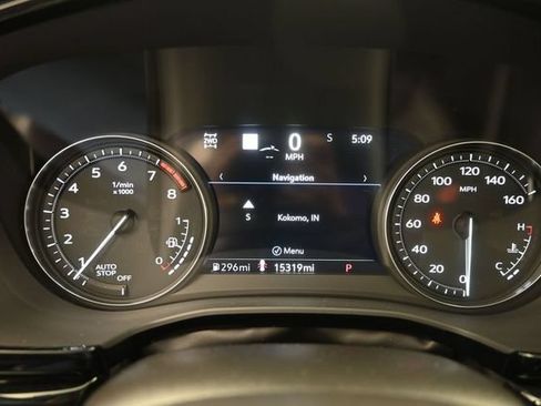 Certified 2025 Cadillac XT6 Premium Luxury w/ Technology Package AWD/4WD image 33