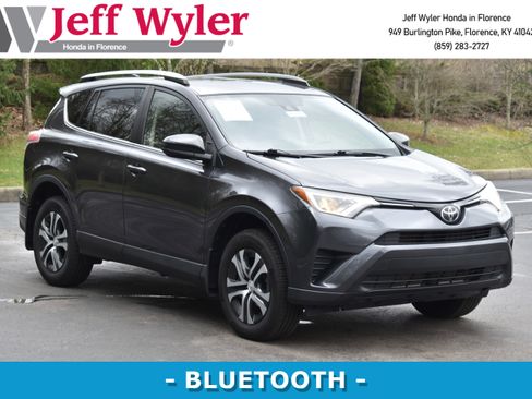 Used 2018 Toyota RAV4 LE w/ All Weather Liner Package image 1