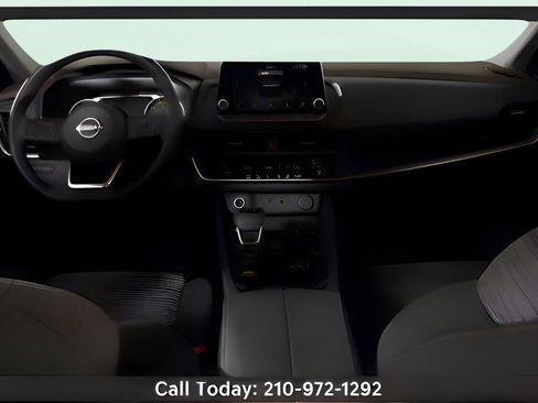 Used 2023 Nissan Rogue SV FWD image 21
