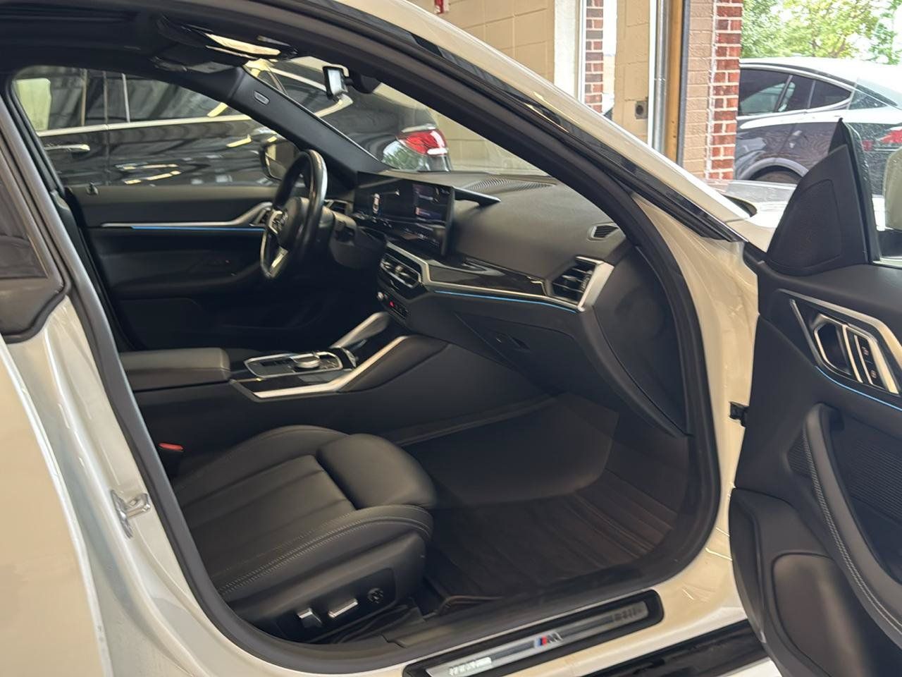 Used 2024 BMW i4 eDrive40 w/ M Sport Package RWD image 28