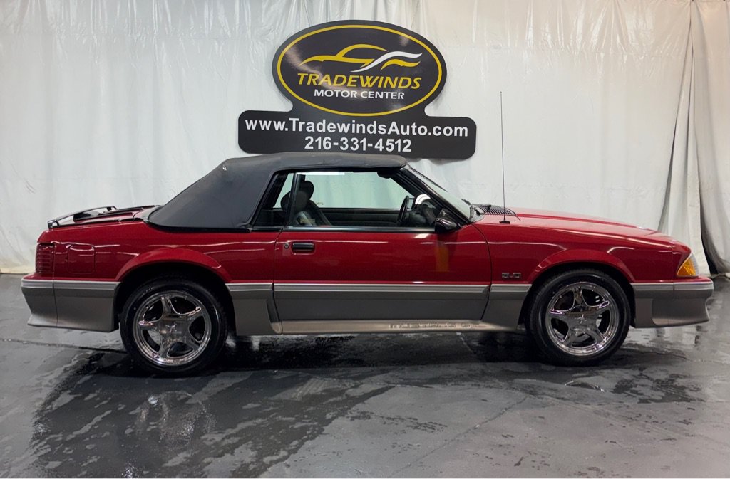 Used 1987 Ford Mustang GT RWD image 7