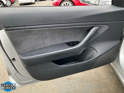 Used 2018 Tesla Model 3 Long Range image 22