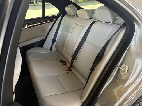 Used 2012 Mercedes-Benz C 300 4MATIC Sedan image 21
