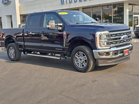 Used 2025 Ford F250 Lariat AWD/4WD image 1