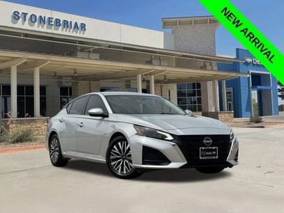 Used 2024 Nissan Altima 2.5 SV