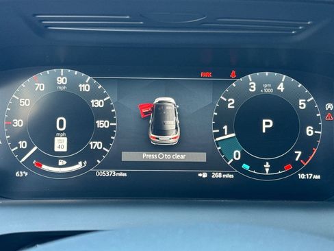 Used 2025 Land Rover Discovery Sport Dynamic SE image 30