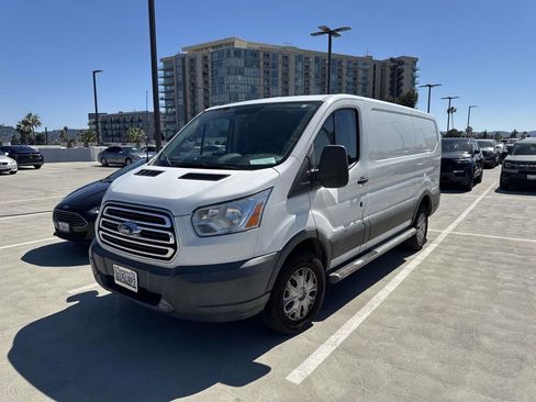 Used 2017 Ford Transit 250 130 Low Roof w/ Exterior Upgrade Package RWD image 9