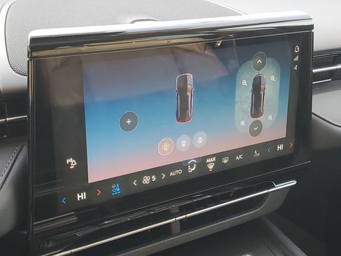 New 2026 Lincoln Nautilus Reserve image 25