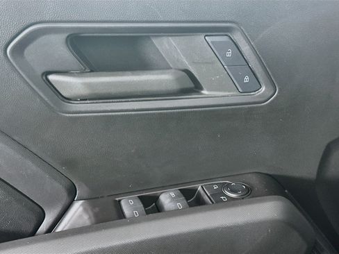 Used 2024 Chevrolet Colorado Trail Boss w/ Technology Package AWD/4WD image 15