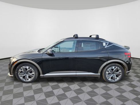 Used 2025 Genesis GV60 Advanced image 5