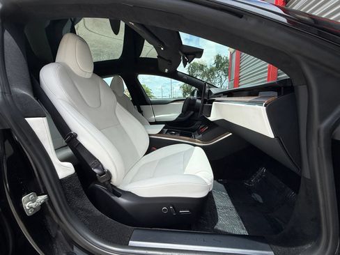 Used 2023 Tesla Model S AWD/4WD image 21
