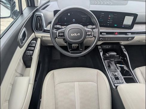 Certified 2025 Kia Sorento SX AWD/4WD image 8