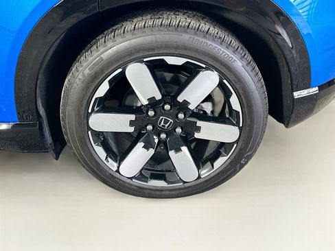 Used 2024 Honda Prologue Elite image 11
