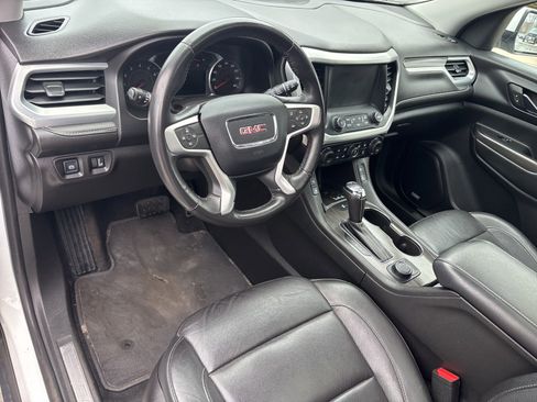 Used 2017 GMC Acadia SLT AWD/4WD image 11