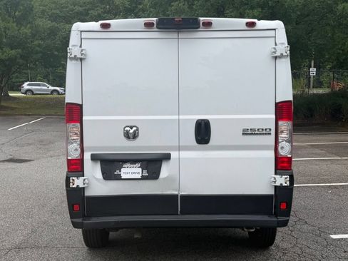 Used 2023 RAM ProMaster 2500 FWD image 4