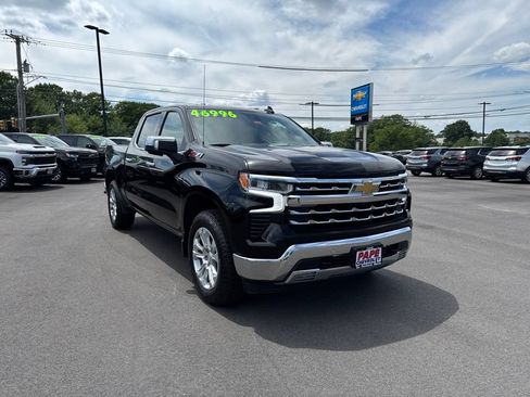 Used 2023 Chevrolet Silverado 1500 LTZ w/ Z71 Off-Road Package AWD/4WD image 2