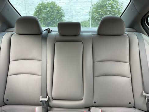 Used 2015 Honda Accord EX-L image 19