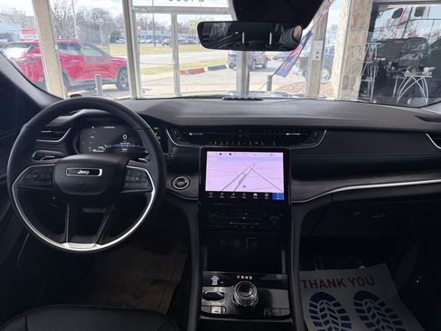 Used 2025 Jeep Grand Cherokee Limited 4xe image 44