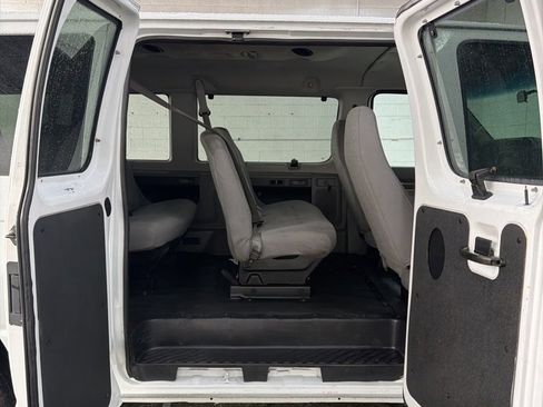 Used 2011 Ford E-350 and Econoline 350 XL w/ PWR Windows & Locks Group image 33