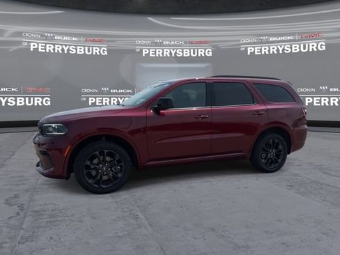 Used 2023 Dodge Durango GT w/ Blacktop Package AWD/4WD image 4