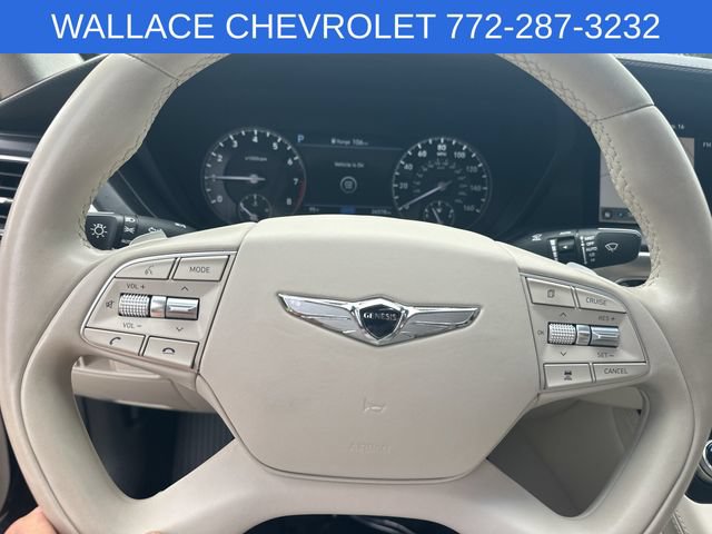 Used 2020 Genesis G90 3.3T Premium RWD image 14