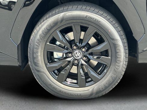 New 2026 Toyota RAV4 SE AWD/4WD image 32