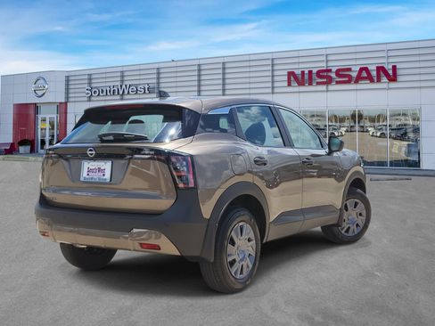 New 2026 Nissan Kicks S FWD image 5