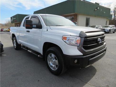 Used 2017 Toyota Tundra SR w/ Tundra Package #1 image 12