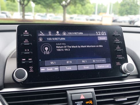 Used 2022 Honda Accord Sport image 23