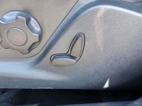 Used 2018 Ford EcoSport SE AWD/4WD image 24