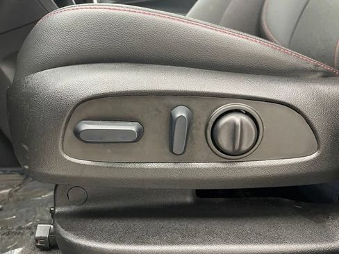 Used 2023 Chevrolet Equinox RS AWD/4WD image 11